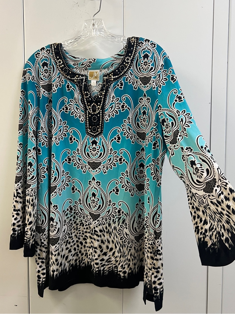 Like New JM Collection Beautiful Blouse
